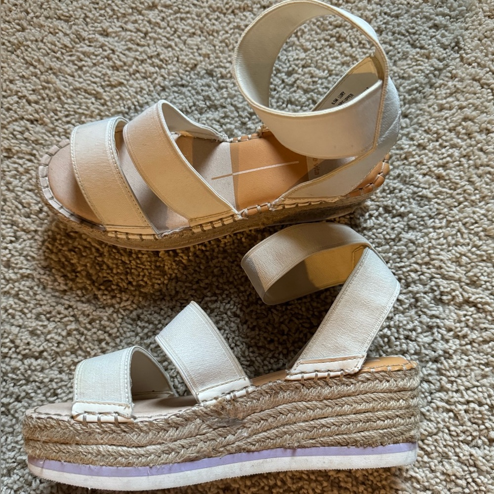 dolce vita platform sandals - Picture 2 of 3